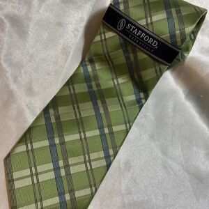 Stafford essential NWT 100% Silk Green striped blue plaid Men's multi Accessory